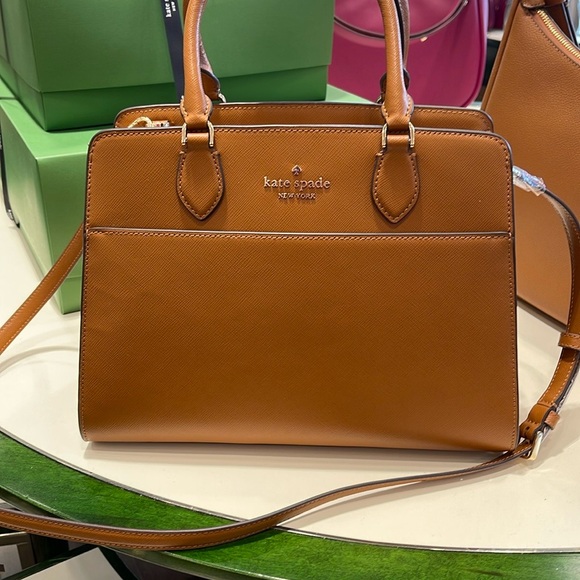Kate Spade Madison Saffiano Leather Medium Satchel
NWT - Picture 3 of 16